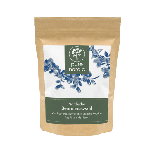 Pure Nordic Beerenpulvermischung aus finnischen Superfoods im nachhaltigen Standbeutel.