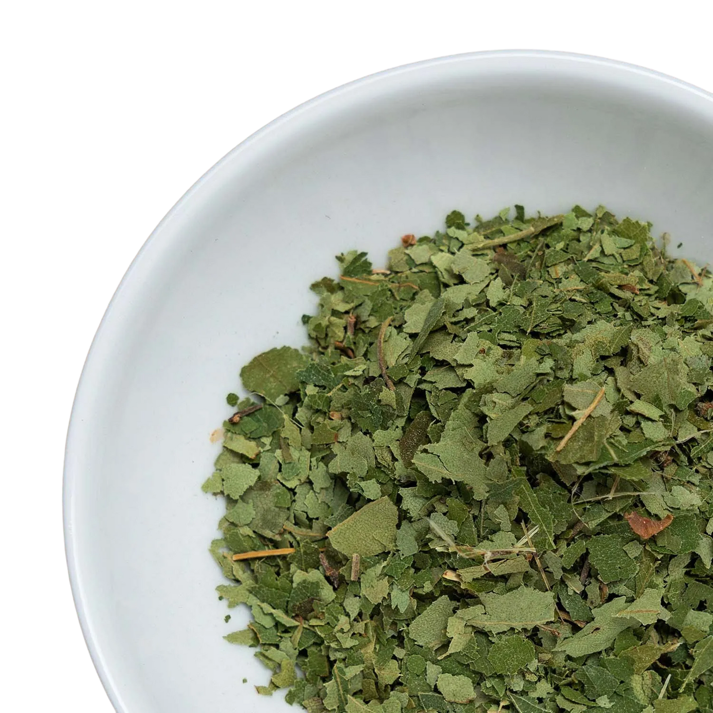 Schüssel mit getrockneten Birkenblätter